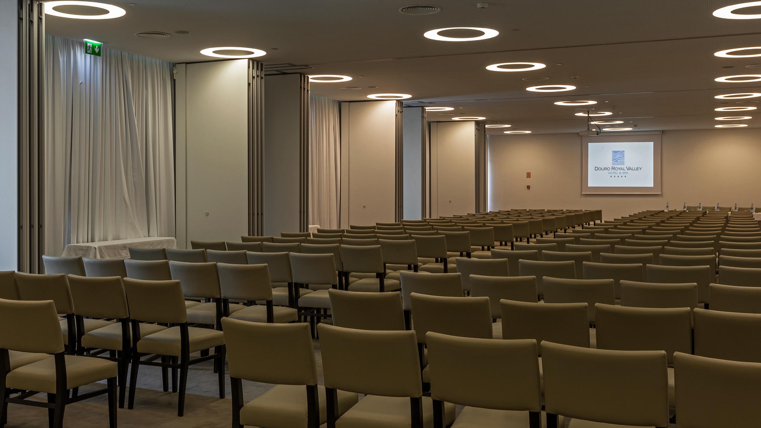 Douro Royal Valley Hotel & Spa Рибадору Экстерьер фото The conference room of the European University Institute
